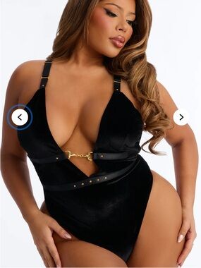 Fashion Nova Black Velvet Deep V Bodysuit with Gold Hardware